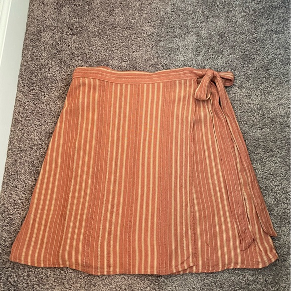 Women's High-Waisted Striped Wrap Skirt - Picture 1 of 7